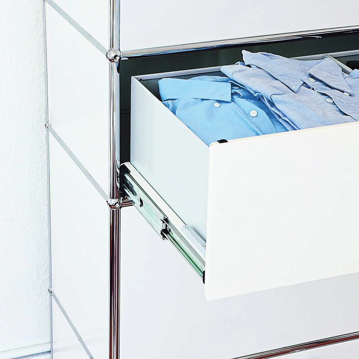 USM Haller 3 Drawer Storage (Y) - Image 3