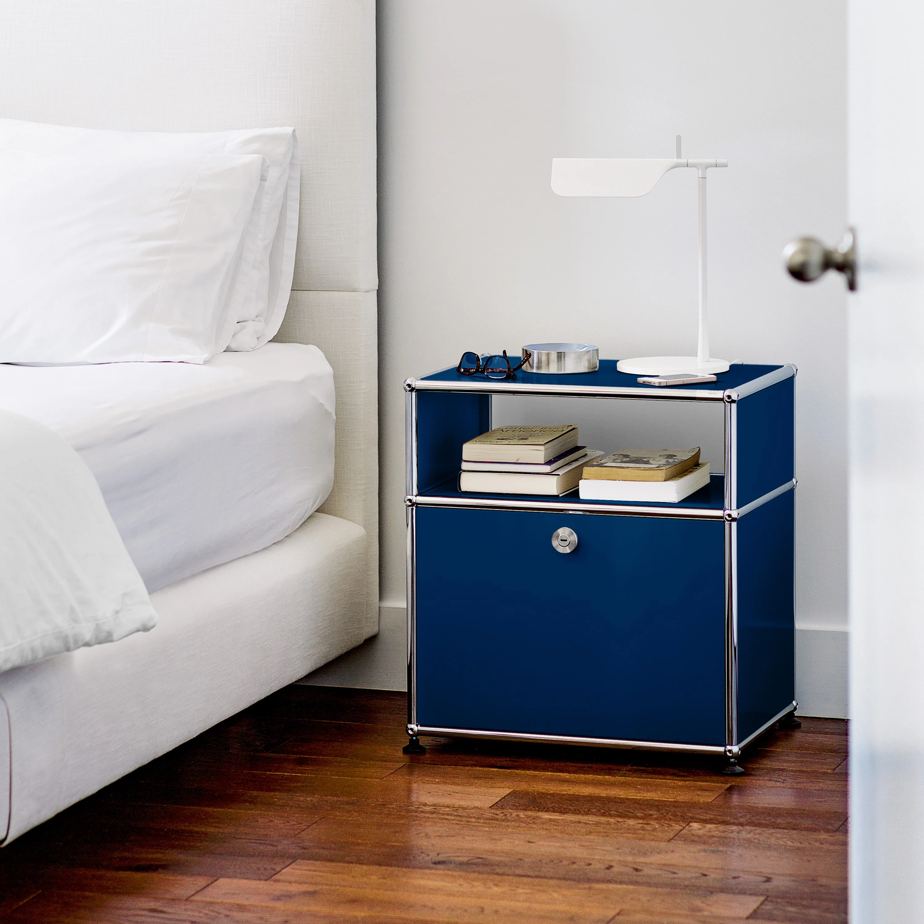 USM Haller nightstand (P) - Image 11